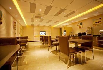 Xingbo Express Hotel Guilin Car Station Branch מראה חיצוני תמונה