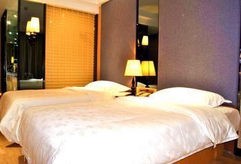 Xingbo Express Hotel Guilin Car Station Branch מראה חיצוני תמונה
